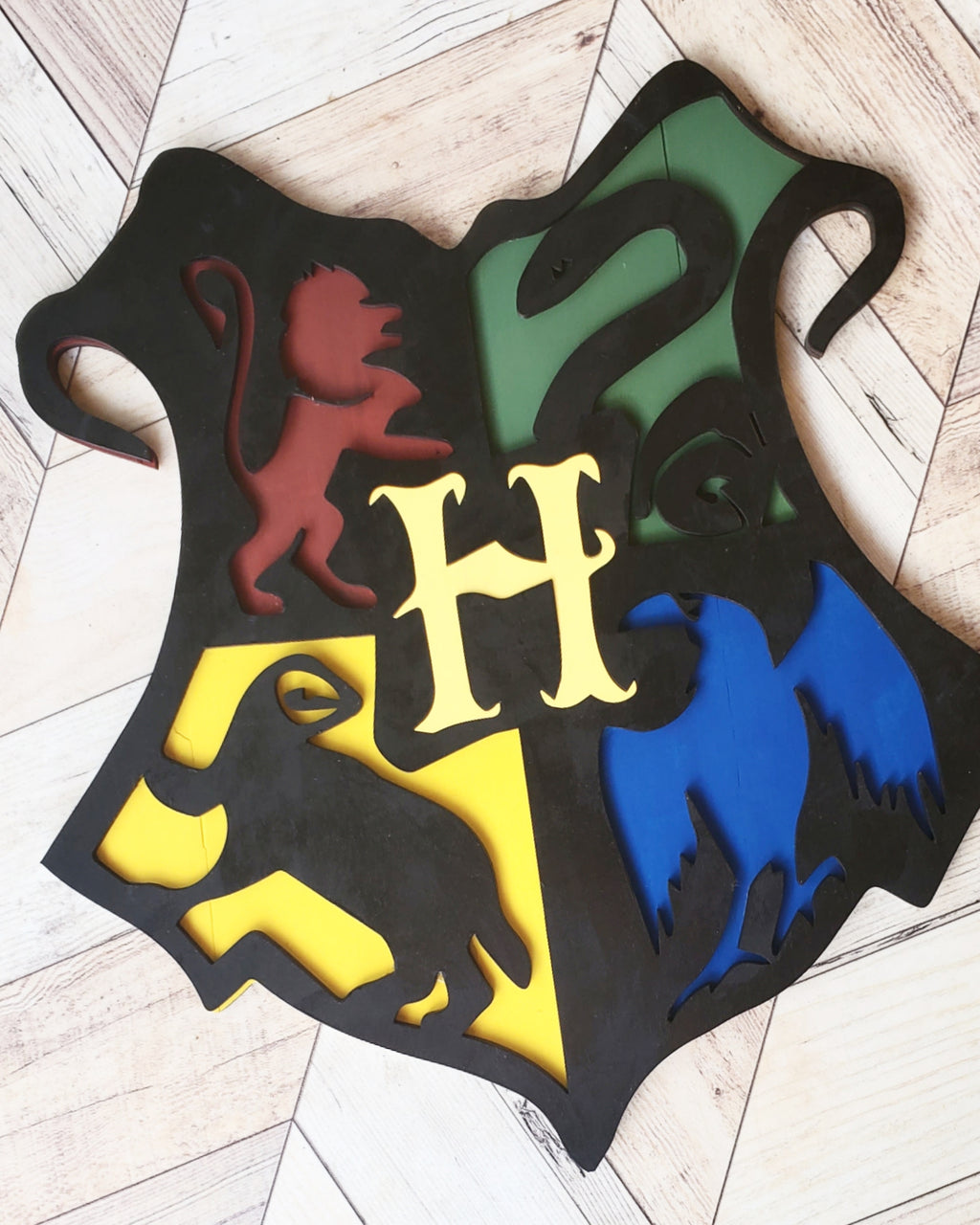 Hogwarts Crest Sign